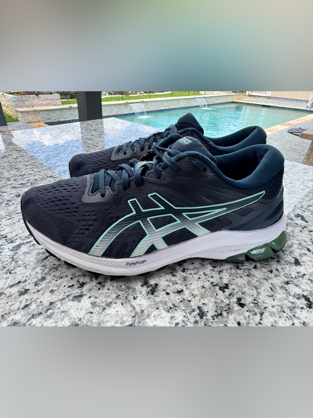 Asics Women's Dark Navy Running Shoes with Mint Trim size 8.5